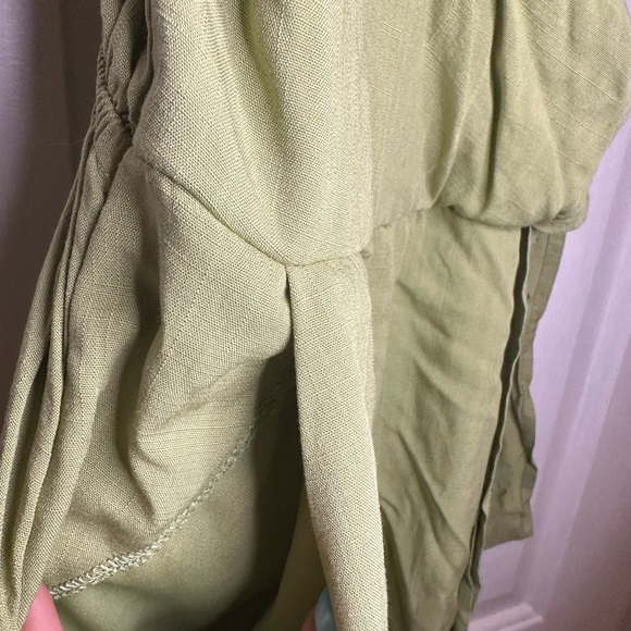 One Clothing LA Green Wrap Romper Womens XS Pockets - Picture 3 of 4